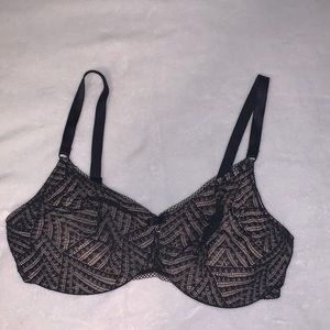 Chantelle black lace bra 36dd